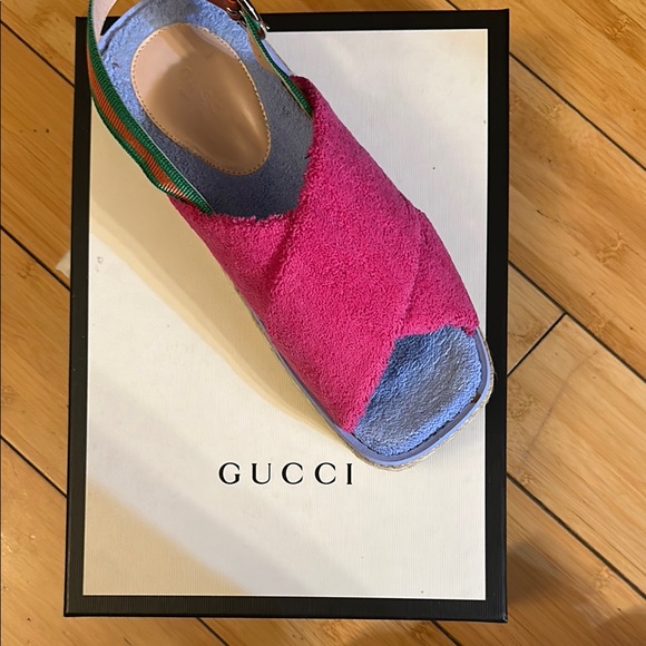 Gucci Pink and Blue Slippers - Picture 3 of 5